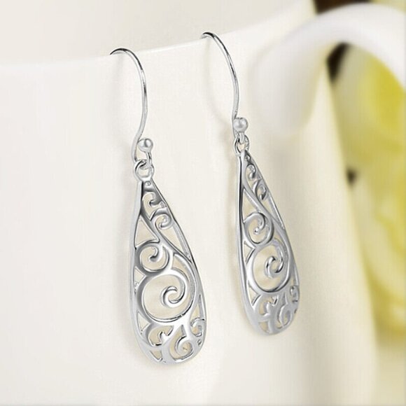 Elegant Silver Dangle Women Earring - Picture 1 of 5